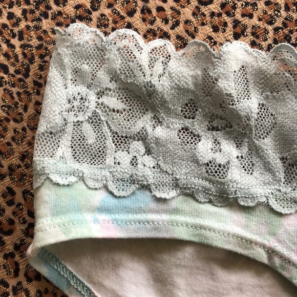 NWOT Victoria’s Secret Hip hugger Hipster lace top Panty - Picture 2 of 12